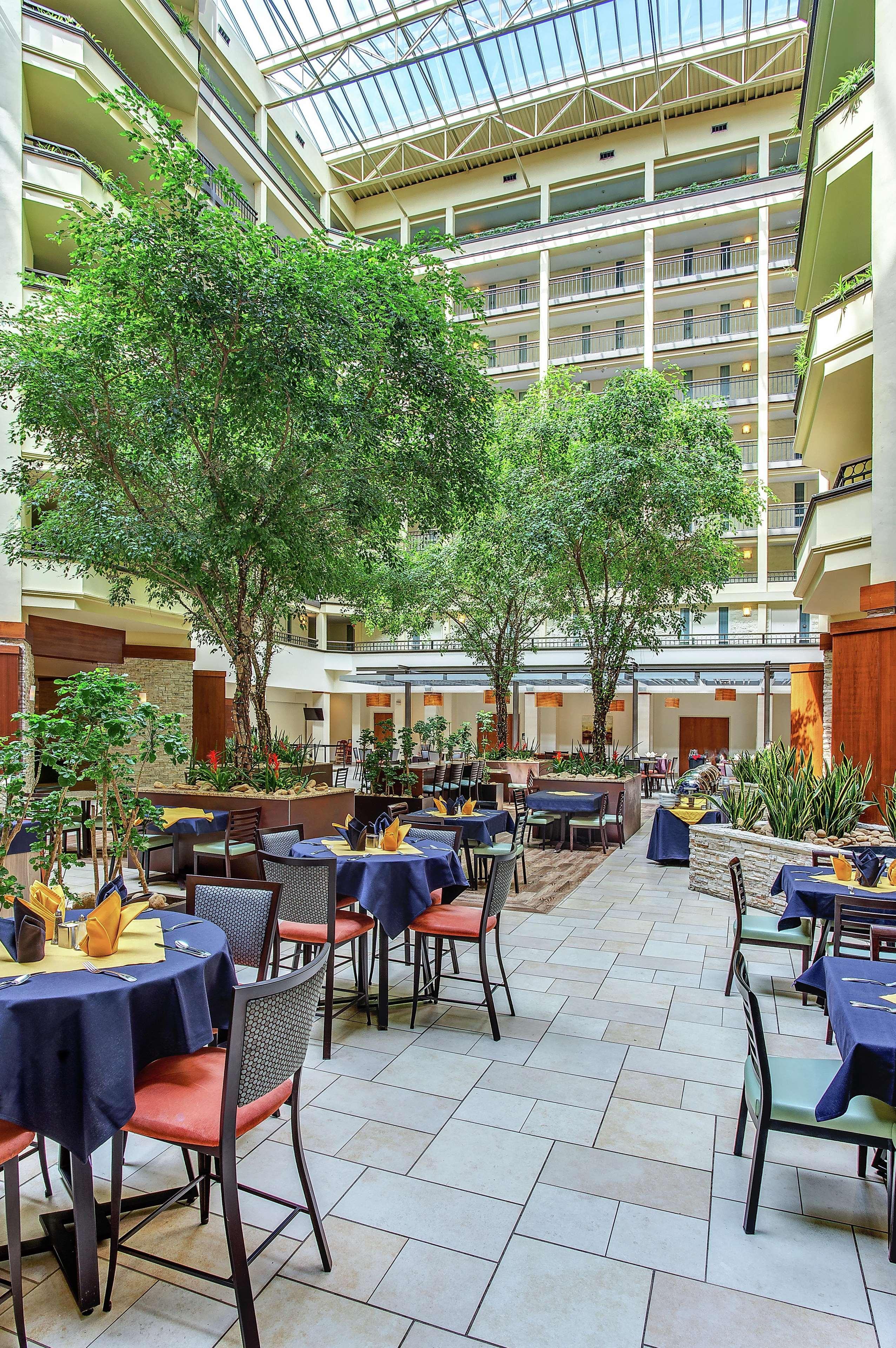 Embassy Suites By Hilton Nashville Airport Екстериор снимка