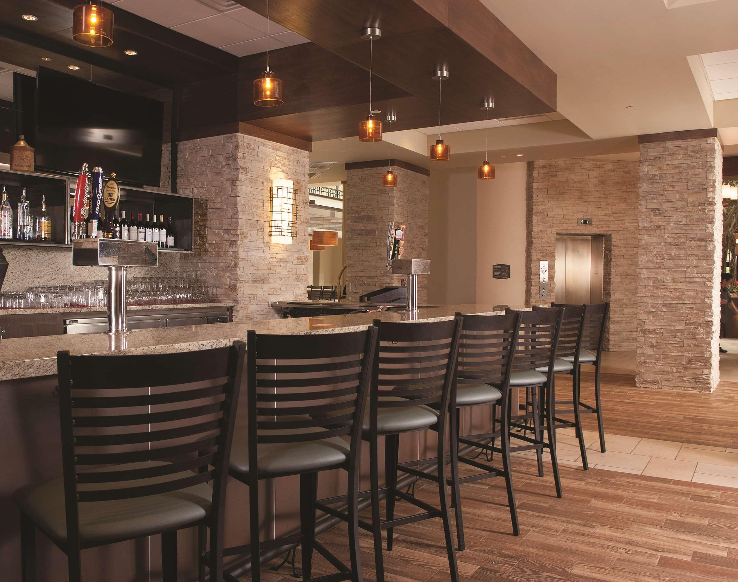 Embassy Suites By Hilton Nashville Airport Екстериор снимка