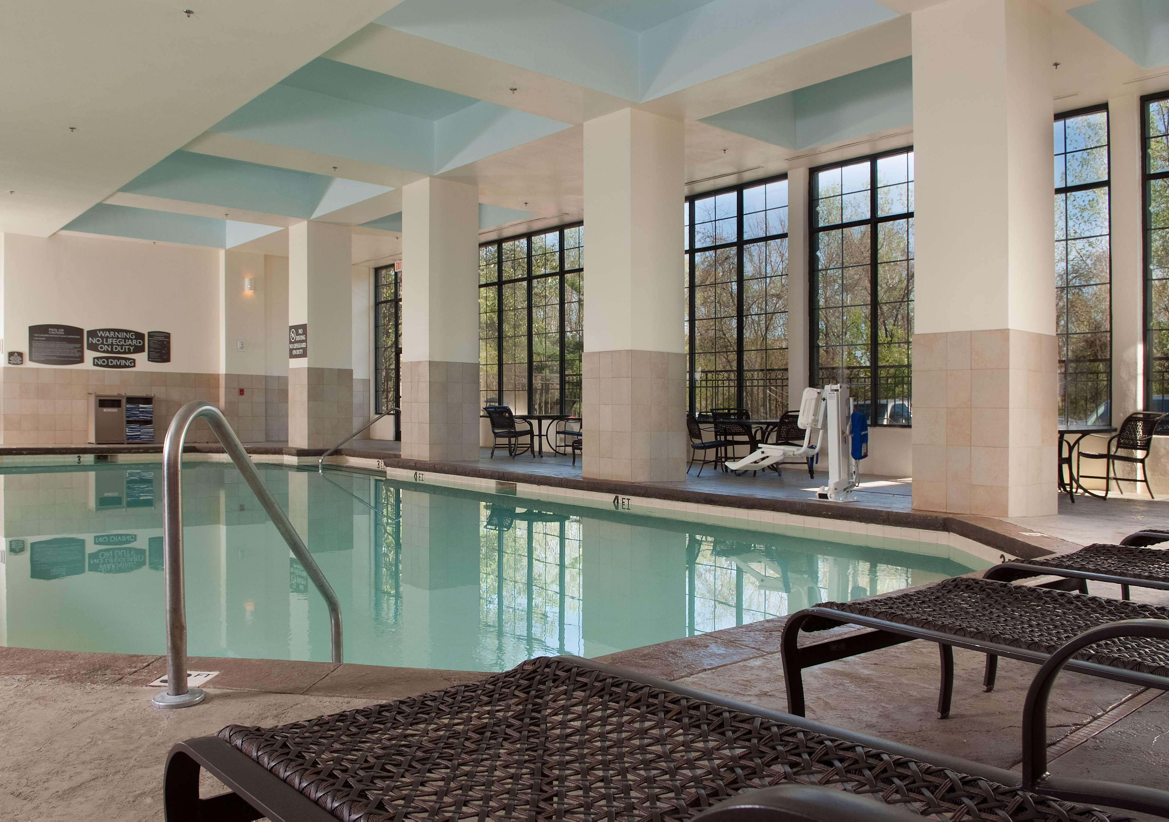 Embassy Suites By Hilton Nashville Airport Екстериор снимка
