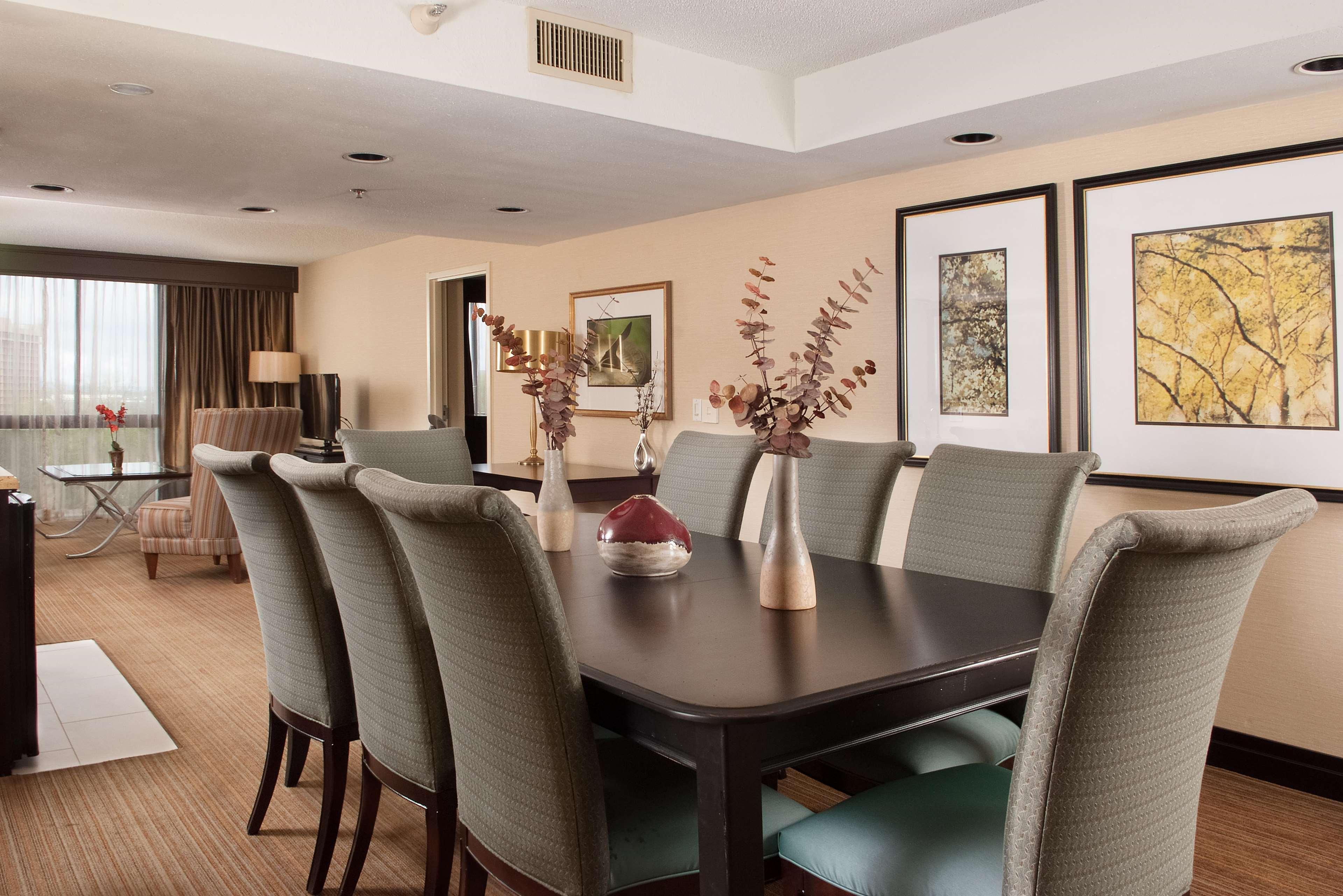 Embassy Suites By Hilton Nashville Airport Екстериор снимка