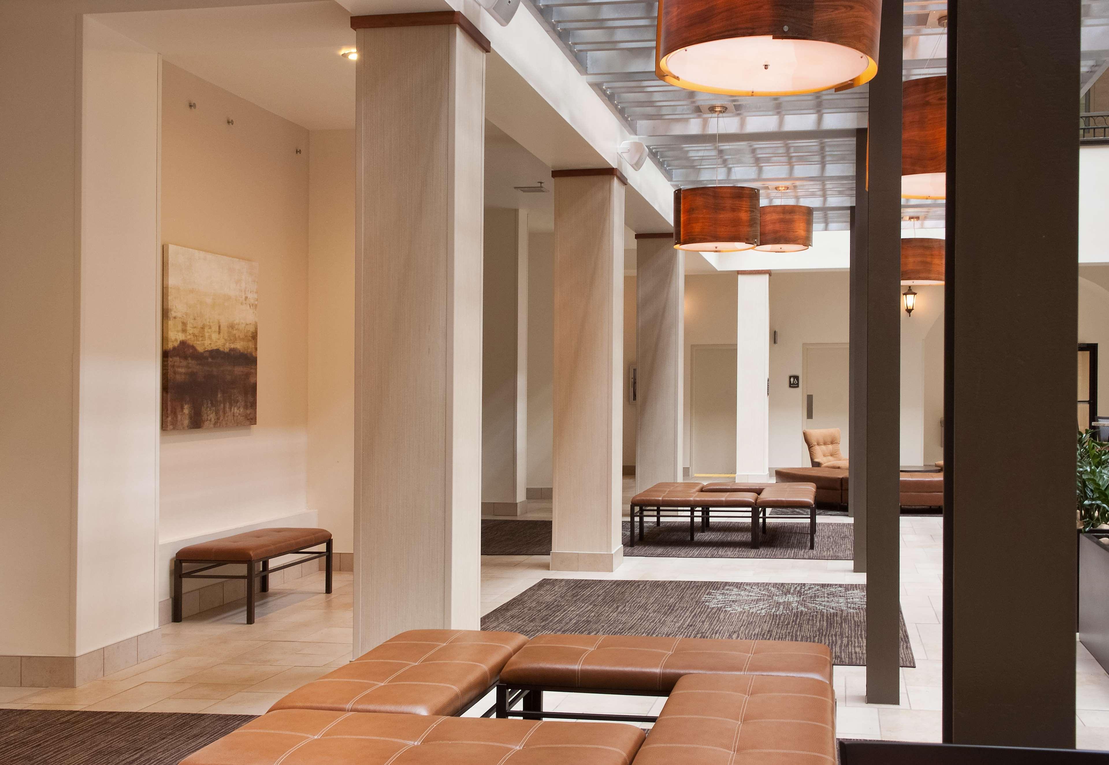 Embassy Suites By Hilton Nashville Airport Екстериор снимка