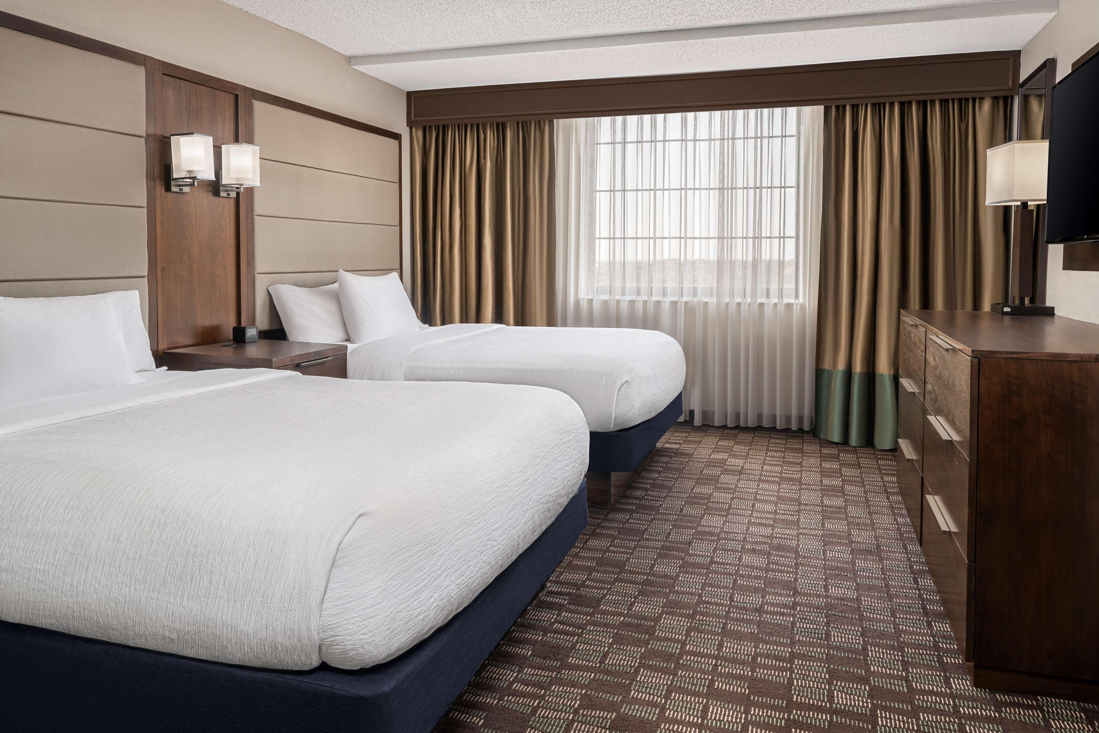 Embassy Suites By Hilton Nashville Airport Екстериор снимка