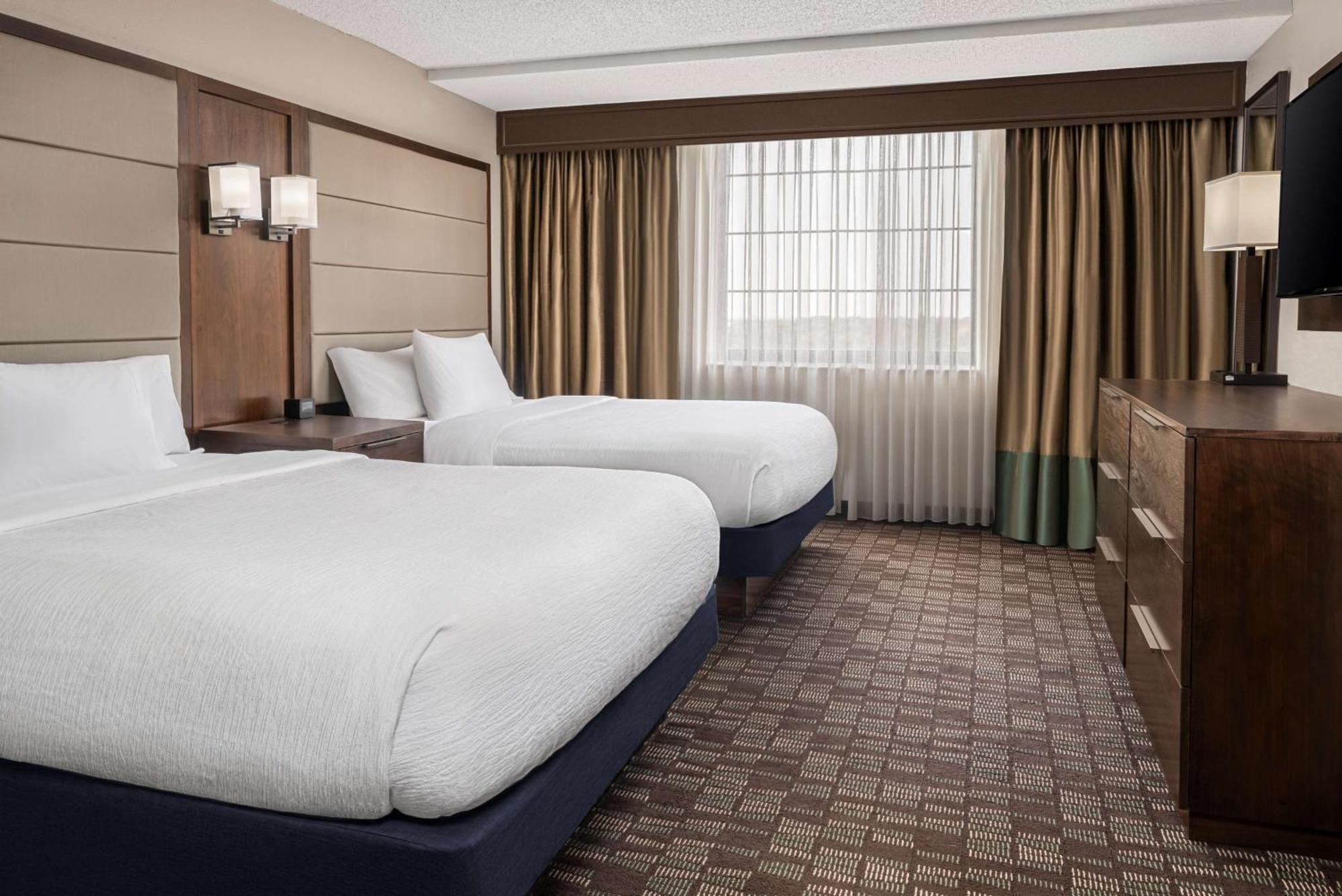 Embassy Suites By Hilton Nashville Airport Екстериор снимка