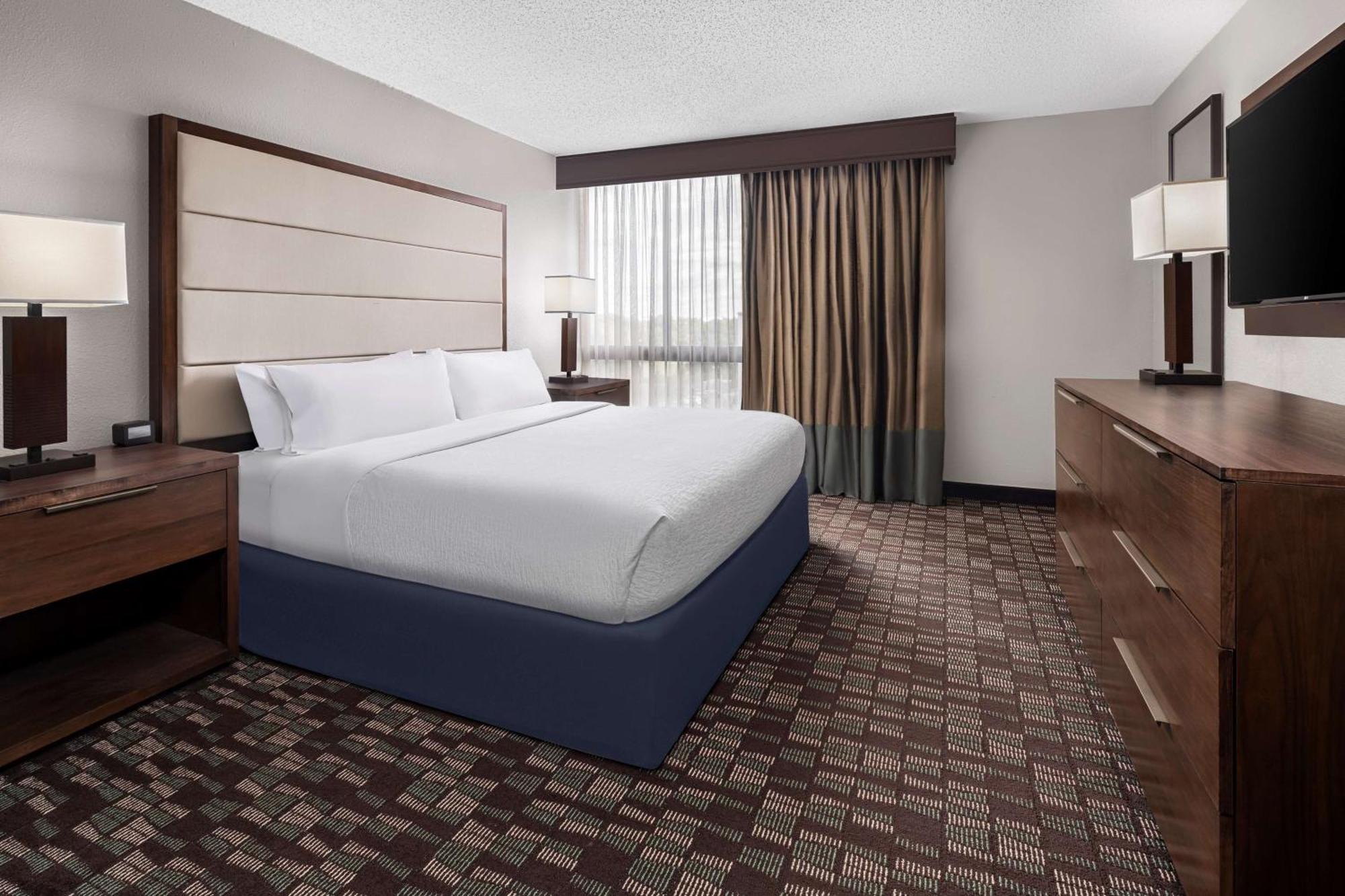Embassy Suites By Hilton Nashville Airport Екстериор снимка
