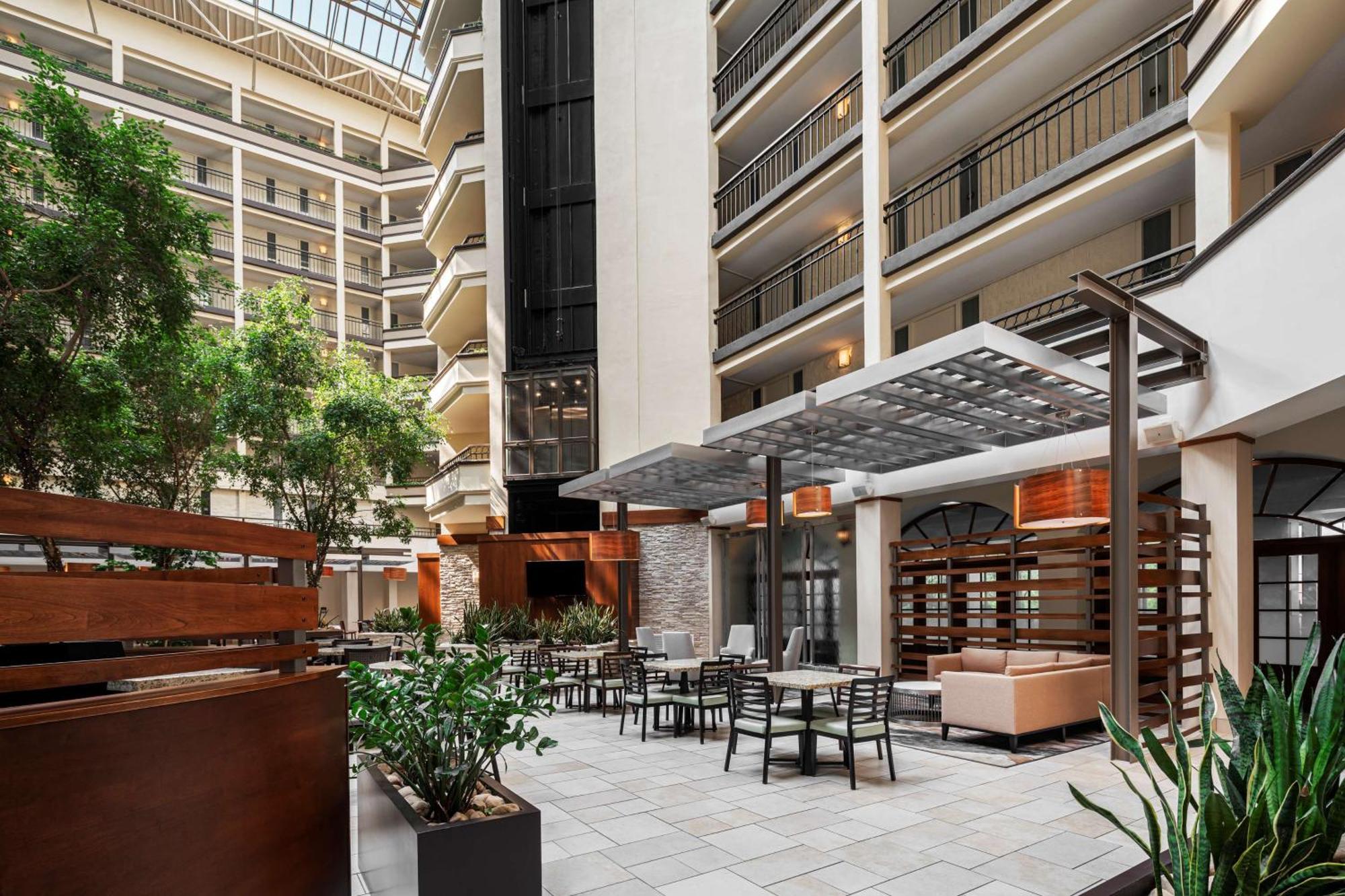 Embassy Suites By Hilton Nashville Airport Екстериор снимка